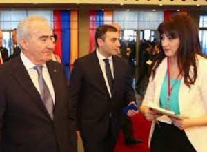 Ծանոթ եւ անծանոթ հյուրեր
