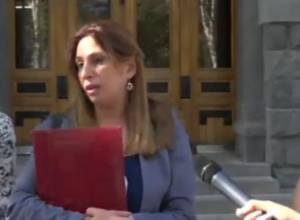 Live. "Yerkir Tsirani" submits a message to the Prosecutor's Office against Serzh Sargsyan