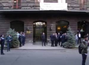 Ակցիա ՀՀԿ-ի մոտ