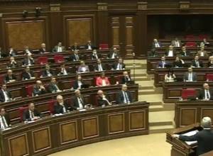 Live. Serzh Sargsyan answers questions of MPs