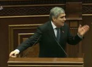 Էս դեժավյուից չեք հոգնե՞լ. Արամ Սարգսյանը՝ Սերժ Սարգսյանին