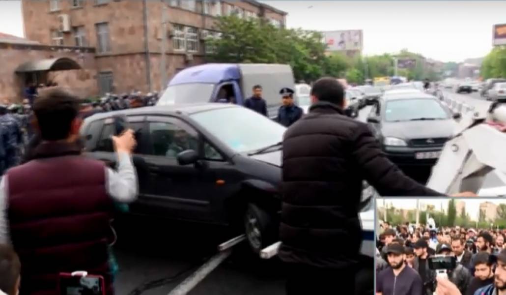 30772120_952465374916832_1213470111_o