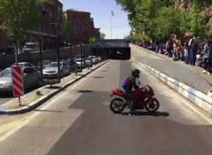 Հատված բազմահազարանոց ակցիայից 23.04.18