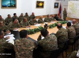 Meeting with supreme command staff of Defense Army