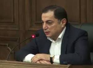 Կբերի՝ կքննարկենք. Վահրամ Բաղդասարյանը՝ Նիկոլ Փաշինյանի ծրագրի մասին