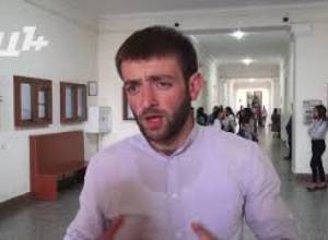 Ուսանողները փորձում են հեղափոխություն անել կրթության ոլորտում