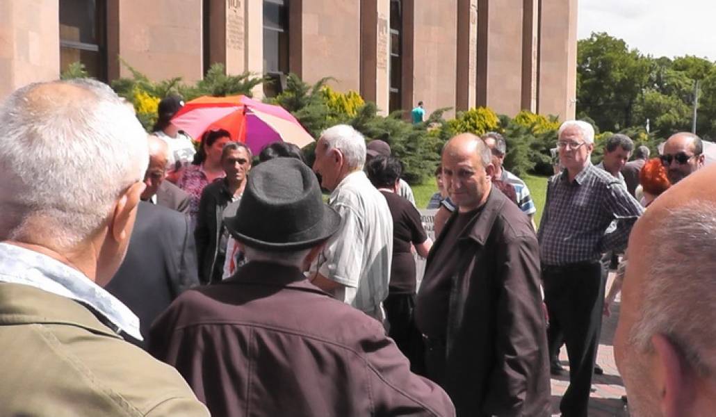 00035.MTS_snapshot_00.29_2018.05.15_11.58.59-1