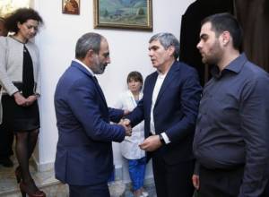 Նիկոլ Փաշինյանը ներկա է եղել Գրետա մայրիկի հոգեհանգստի արարողությանը