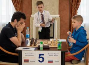 GM Aram Hakobyan loses to 12-year-old chess player