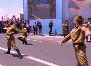 Զինված ուժերր Սարդարապատ պարային համույթի հրաշալի պարը