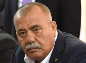 Մանվել Գրիգորյանը շնորհավորել է երեխաներին