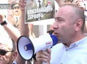 Незамедлительно  освободить Самвела Бабаяна: акция протеста