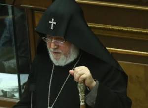 Անզիջում դիրքորոշումները անթույլատրելի են. կաթողիկոսի ուղերձը