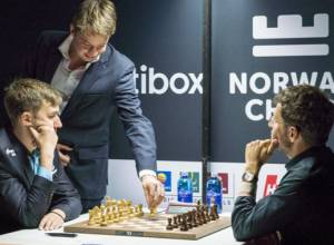 Левон Аронян с легкостью сыграл вничью с Сергеем Карякиным