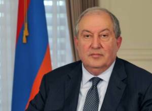 How does RA President Armen Sarkissian evaluate protests in Stepanakert?