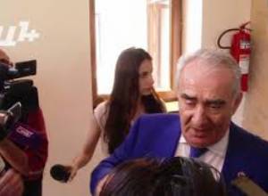 Գալուստ Սահակյանին դուր չի եկել կառավարության ծրագրի հայերենը