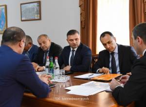 Государственный министр Григорий Мартиросян созвал расширенное рабочее совещание