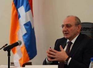 Karabakh President signs decrees