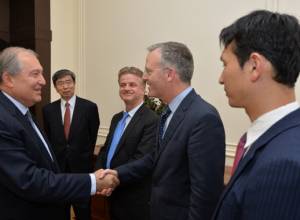 Президент предложил делегатам АБР расширить рамки сотрудничества