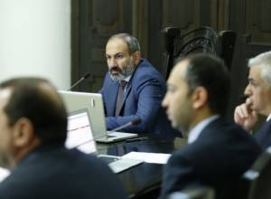 Ավելի ուշ կանդրադառնանք շարժական տեսանկարահանող եւ լուսանկարահանող սարքերի խնդրին