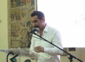 Всемирно известный музыкант Серж Танкян находится здесь, чтобы поддержать молодых деятелей искусства