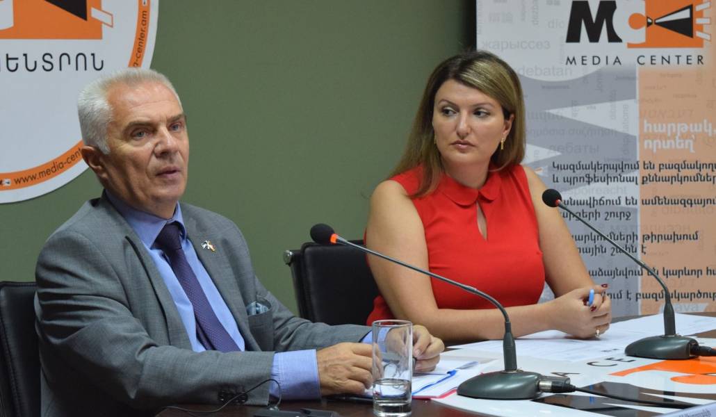 37179090_1302743273190547_5834151620606164992_o