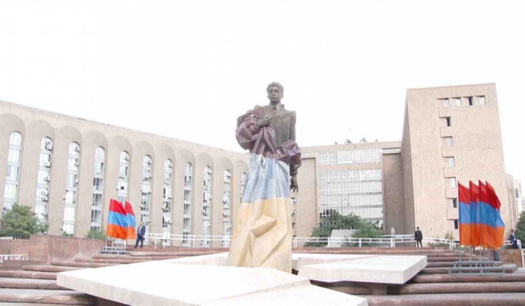 aram-manukyan-1