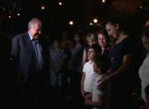 ՀՀ նախագահը երեխաների հետ ուսումնասիրել  է աստղերը