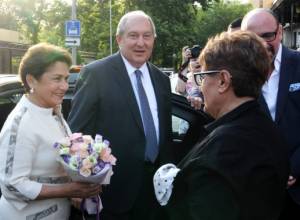 Президент посетил Союз кинематографистов Армении
