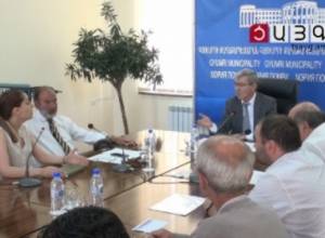 Իտալիայի հյուպատոսը Ռուսթավելի փողոցն էլ կքանդի՞