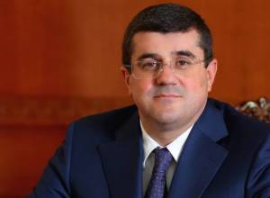 Որևէ մեկը թող չփորձի սեպ խրել հայության տարբեր հատվածների միջև. Ա. Հարությունյան