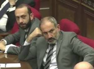 Բոլոր փողերը կգտնվեն և ետ կբերվեն Հայաստան. Փաշինյանը` Կարինե Աճեմյանին