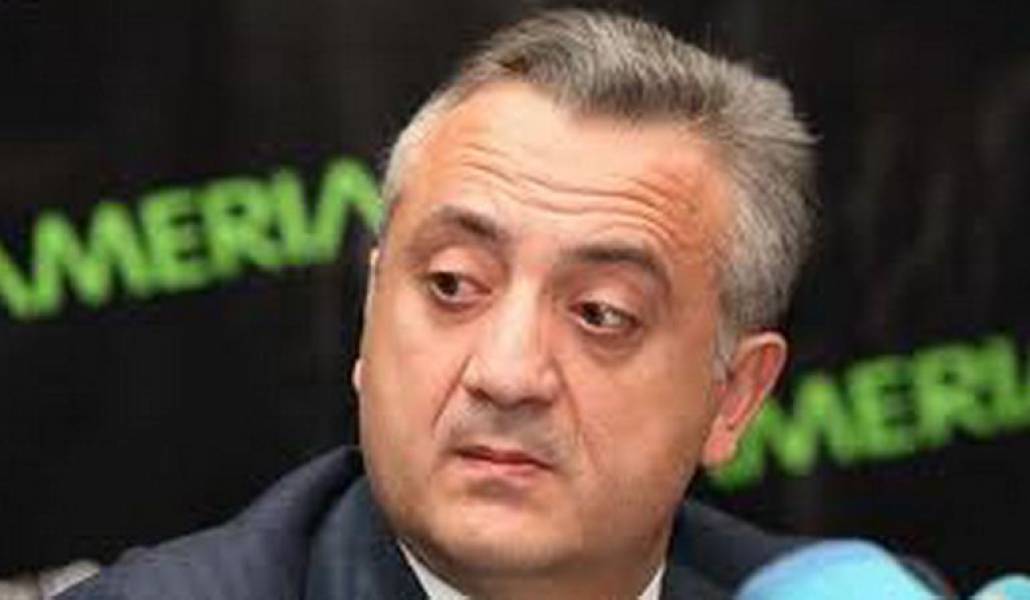 a52e529664432b496169a1cf393d9674