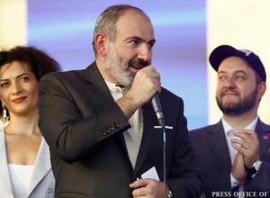 Pashinyan postpons his visit to New York to participate in elections