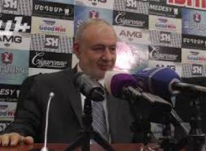 «Ես Փաշինյանի հետ չեմ մրցակցում, նա է մրցակցում բոլորի հետ».Արարատ Զուրաբյան