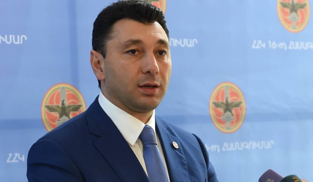 sharmazanov-1