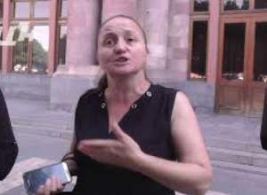 Նանա Մուրադյանը որդու մահվան իրական հանգամանքների բացահայտման համար արդեն 8 տարի է պայքարում