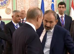 Pashinyan and Putin have brief talk