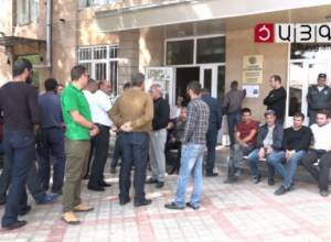 Maralik residents continue demanding Mayor's resignation - Tsayg