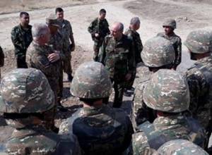 Бако Саакян посетил передовую линию