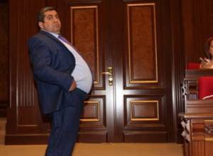 Shmays' brothers detained