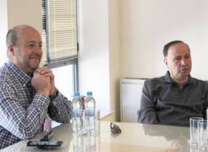 Պատրաստ եմ աջակցել Հայաստանին. ամերիկահայ բարերար Մայք Սարյանը՝ նախարարին