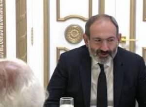 Նիկոլ Փաշինյանն ընդունել է Ռամկավար ազատական կուսակցության կենտրոնական վարչության անդամներին
