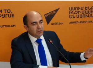 Խորհրդարանական ընդդիմությունն էլ է իշխանություն. Էդմոն Մարուքյան