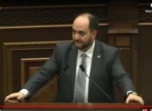 Мы учтем мнение специалистов: исполняющий обязанности министра образования