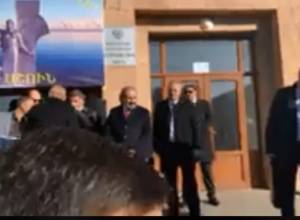 Ուղիղ. Ոչ ոք չի կարող հայ ժողովրդի հետ խոսել կարեկցանքի քամ քամահրանքի լեզվով. Նիկոլ Փաշինյան
