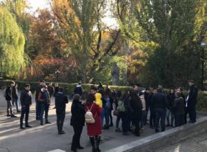 Բերդավանցիները երթով շարժվում են դեպի կառավարության շենք