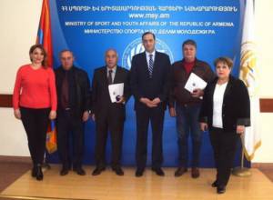 Պարգեւատրություններ սպորտի նախարարությունում