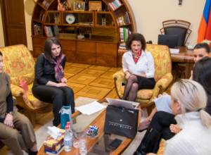 Anna Hakobyan meets with Armenian designers