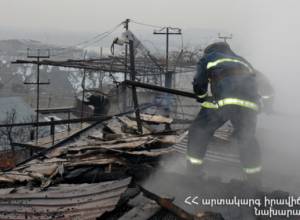Fire breaks out on roof of Boghboj kindergarten. 88 children evacuated
